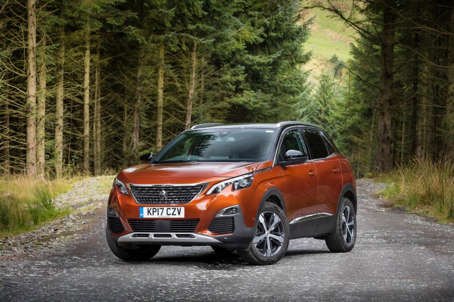  Peugeot 3008 GT Line 2016 года  (UK) (фото 13 из 15)